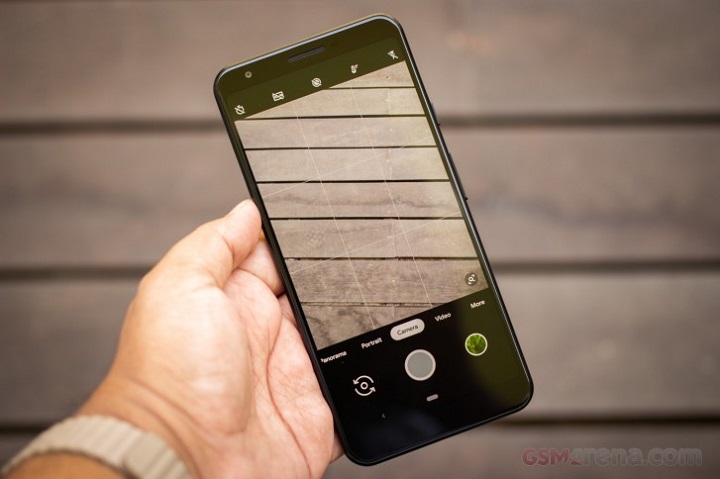 Sforum - Trang thông tin công nghệ mới nhất gsmarena_013-2 Trên tay và trải nghiệm nhanh Google Pixel 3a XL: Pixel 3 XL phiên bản "giá rẻ" có gì đặc biệt?  