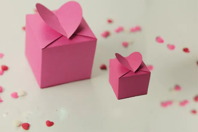 Hộp hình tim siêu cute