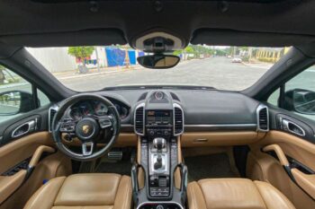 cayenne-s-2016-hnc-16-350x233-1.jpg