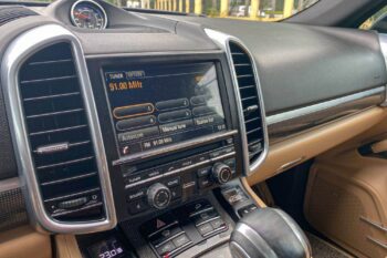 cayenne-s-2016-hnc-3-350x233-1.jpg