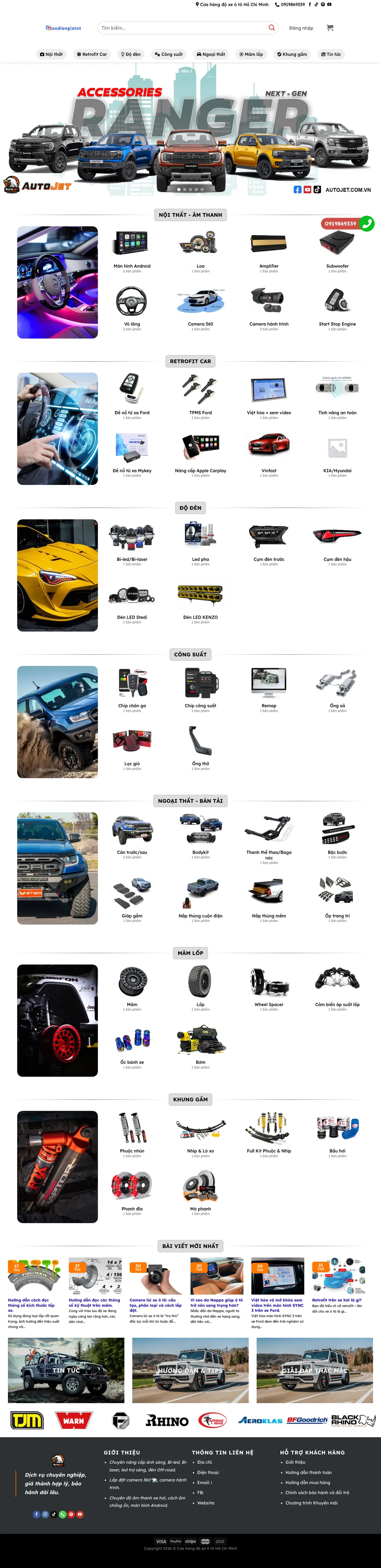 Màn hình đầu mẫu website độ âm thanh và phụ kiện ô tô với banner xe bán tải