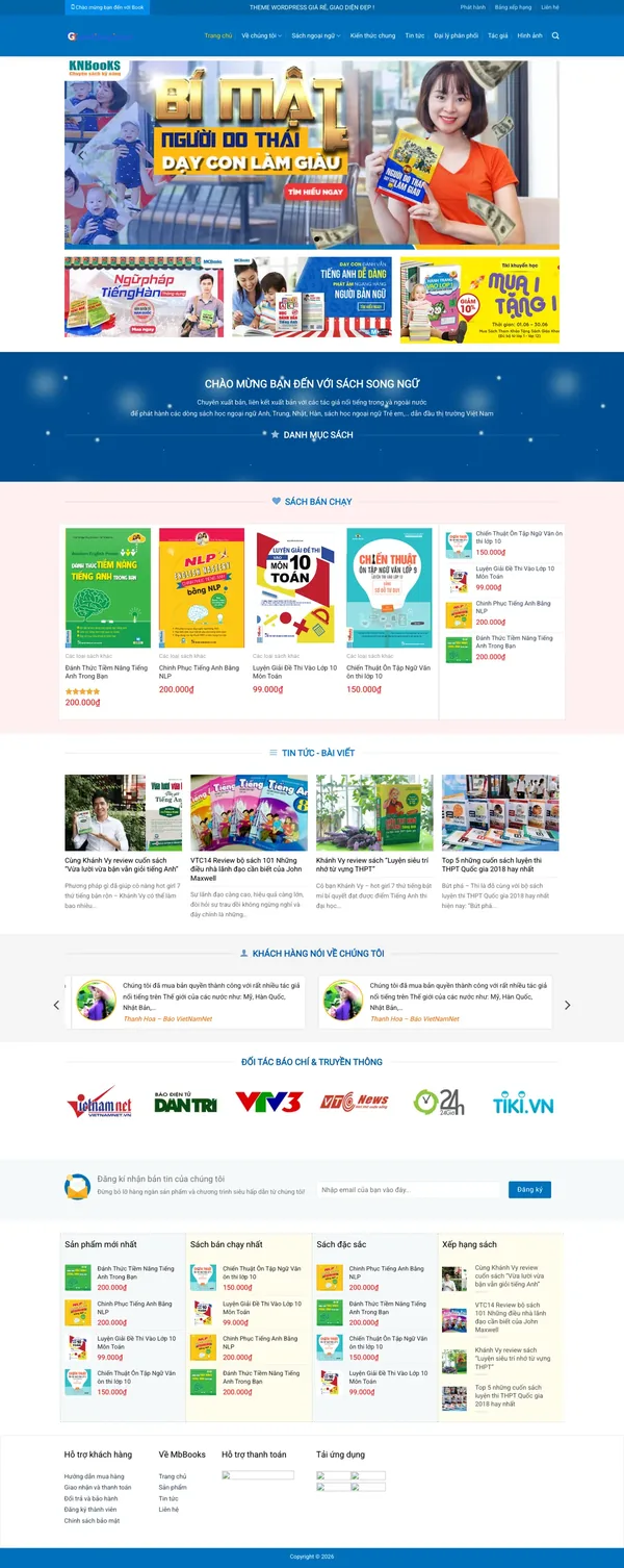 Màn hình đầu mẫu website nhà sách ngoại ngữ với banner bìa sách