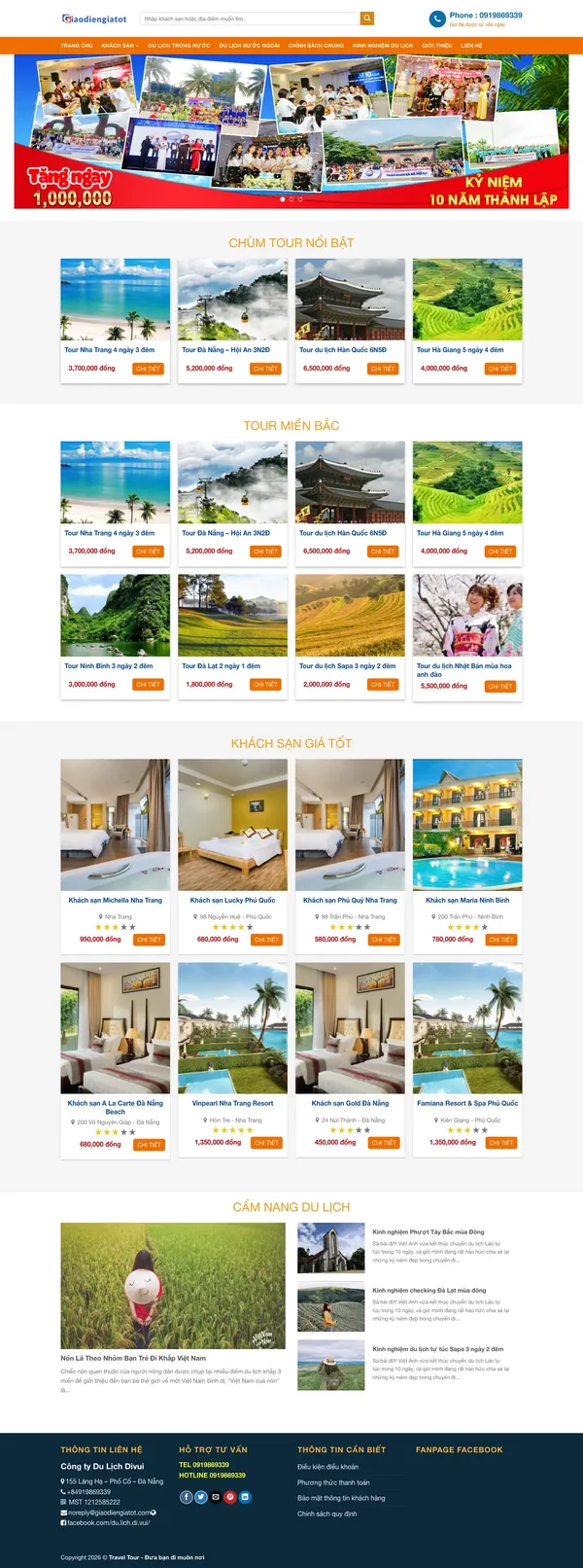 Màn hình đầu mẫu website công ty du lịch với thanh menu cam và banner kỷ niệm